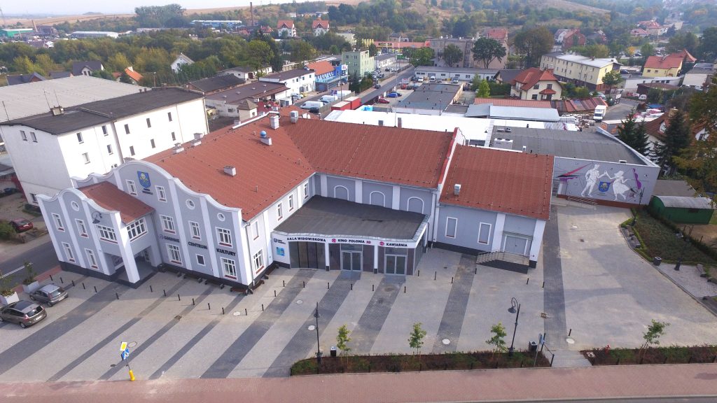 zdjęcie przedstawia budynek Gminnego Centrum Kultury w Trzebnicy